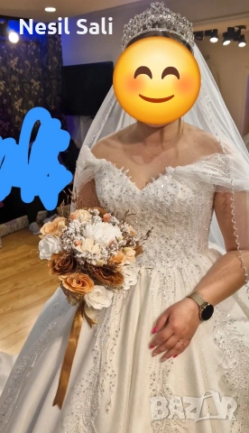 Булчинска рокля