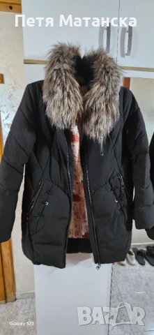 Дамско яке с естествена яка