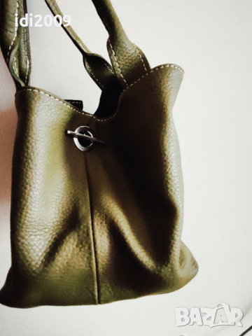 Зелена чанта от естествена кожа, снимка 4 - Чанти - 44567564