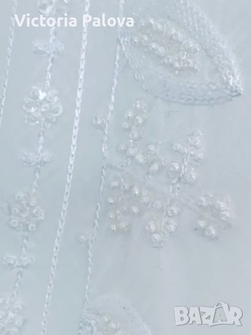 Много красива бяла блуза B. JOUNG, снимка 4 - Корсети, бюстиета, топове - 41622222