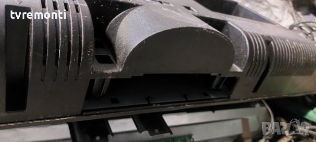 телевизор Daewoo модел DLT-32G1 оригинална стойка, снимка 3 - Части и Платки - 41487723