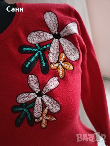Червен пуловер на цветя, снимка 7 - Блузи с дълъг ръкав и пуловери - 38732761