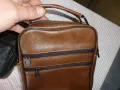 продавам ръчна чанта от естествена кожа, снимка 4