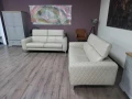 ПРОМОЦИЯ!!! Комплект кремави кожени дивани две тройки, снимка 11