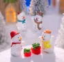 8 бр снежен човек малки пластмасови фигурки фигурка играчки за игра и украса торта коледни, снимка 2