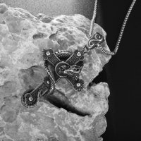 Медальон кръст със змей, снимка 3 - Колиета, медальони, синджири - 39446847