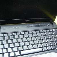 Лаптоп за части Fujitsu LifeBook P702, снимка 1 - Части за лаптопи - 36082329