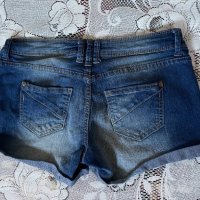 Къси панталонки дънкови, снимка 1 - Къси панталони и бермуди - 40184080
