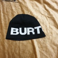 Оригинална зимна шапка  на BURTON, снимка 2 - Шапки - 39595460