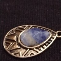 Разкошна висулка златиста метална с син Аметист перфектно състояние стилна 37412, снимка 7 - Други - 40413394