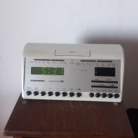 Радио GRUNDIG SONOCLOCK 380 Gernany, снимка 4 - Радиокасетофони, транзистори - 41754491