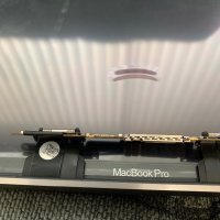 Нов MacBook Pro (2018-2020) дисплей (Space gray), снимка 5 - Части за лаптопи - 40689110