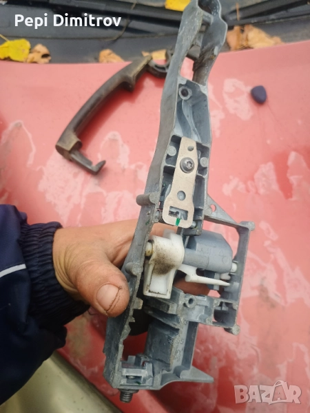 Предна дясна  дръжка + основа за отваряне врата Peugeot 207 (2006-2015, Пежо 207, снимка 1