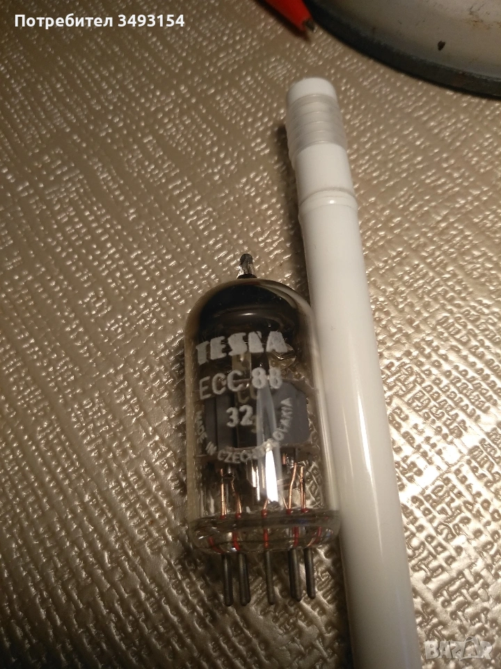 Радиолампа ЕСС88 , снимка 1