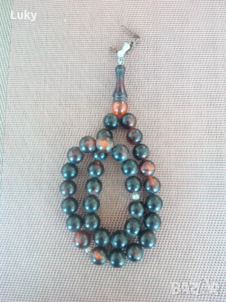 Прекрасна с изработката си,колекционерска оферта-Броеница., снимка 1