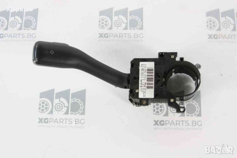 Лост светлини и мигачи за Skoda Fabia I (2000-2007) 8L0953513G, снимка 1