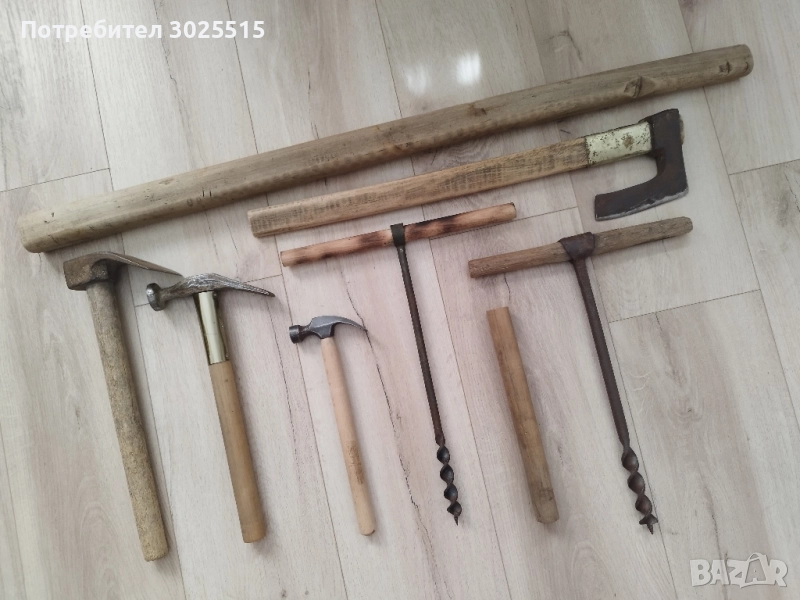 Стар автентичен свредел, дървен сап, чук, тесла, снимка 1