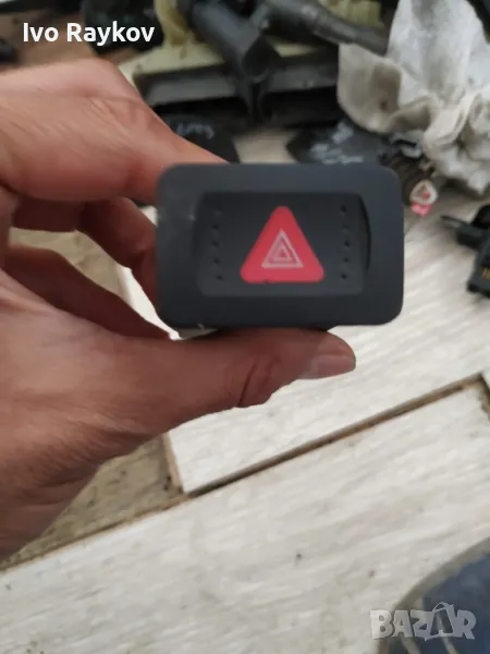 Ключ за аварийни светлини VW Passat B5, снимка 1