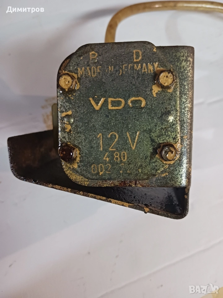 Помпа пръскане предно стъкло WV. бус 70 г., снимка 1