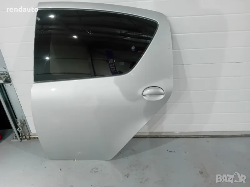Задна лява врата Toyota Aygo 1 1.4hdi 2005-2014 4врати, снимка 1