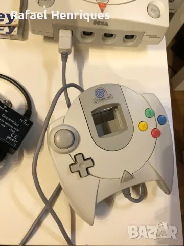 В кутия Sega Dreamcast с оригинален контролер, снимка 4 - Други игри и конзоли - 55828432