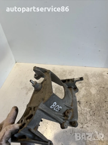 Стойка държач за Peugeot 508 1.6 HDI (2012) 9672309580, снимка 2 - Части - 53744837