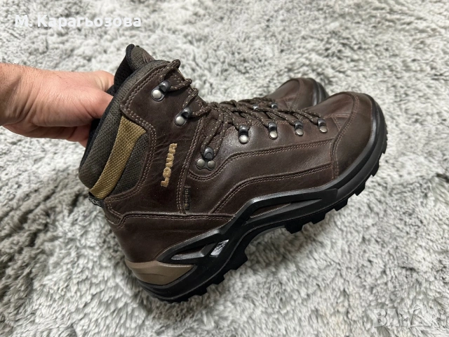 Мъжки обувки Lowa Renegade Mid GTX, Размер 44, снимка 3 - Ежедневни обувки - 53298099