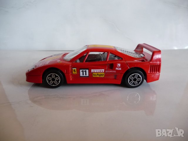 Ferrari F40 Bburago Ферари Ф40 колекционерска количка Италия, снимка 8 - Колекции - 41603148