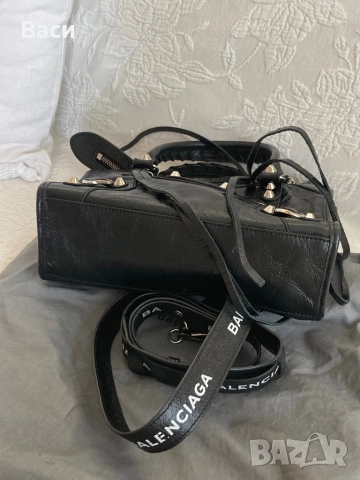 BALENCIAGA чанта естествена кожа, снимка 5 - Чанти - 51633619