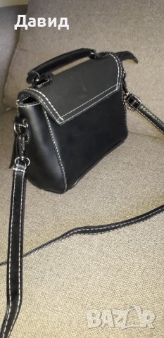 Дамска чанта малка, снимка 4 - Чанти - 41665854