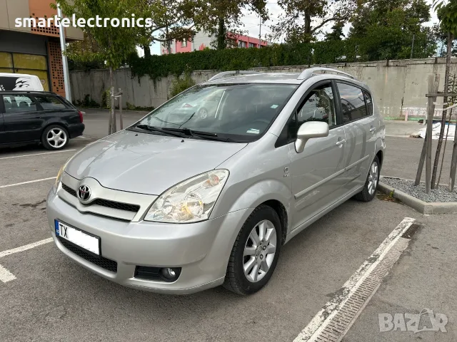 Toyota Corolla Verso 1.8 ГАЗ/Бензин, снимка 2 - Автомобили и джипове - 56108350