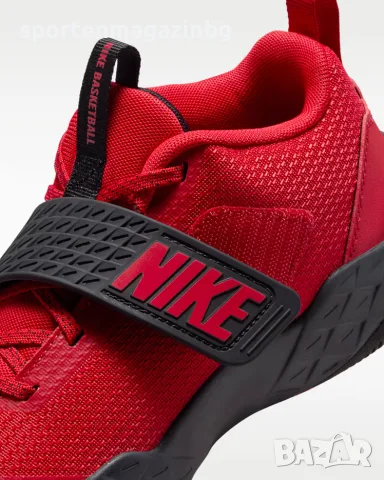 Юношески маратонки Nike Team Hustle D 12 (GS), снимка 8 - Детски маратонки - 56081746