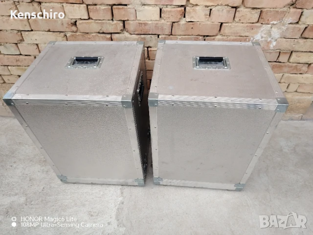 Професионални кутии за пренос на аудиотехника 100лв/бр., 150лв/двете.