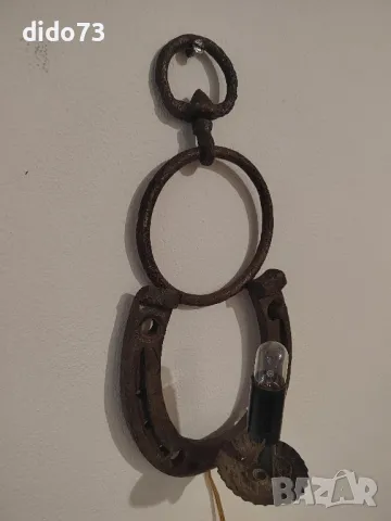 Стенна лампа , снимка 2 - Лампи за стена - 47407382