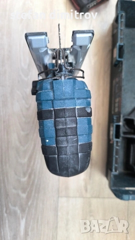 Bosch GST 18 V-LI S Акумулаторен пробивен трион плюс 2 🔋 6 Ah и 4 Ah и зарядно , снимка 11 - Триони и циркуляри - 53749101