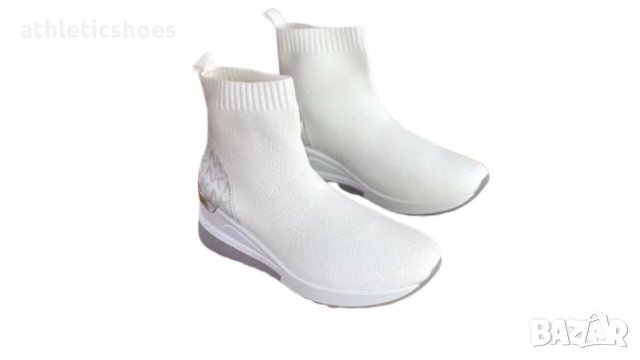 Дамски маратонки тип чорап в бяло
