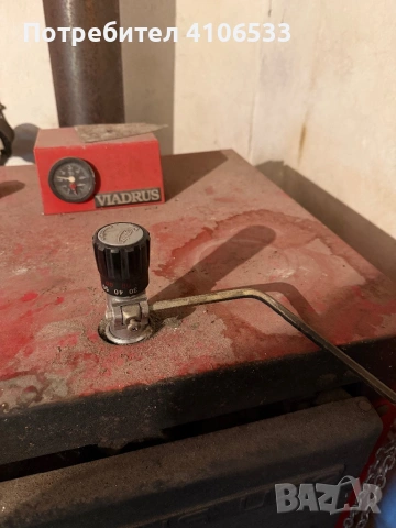 Продавам чугунен котел VIADRUS U22, снимка 2 - Отоплителни печки - 53750315