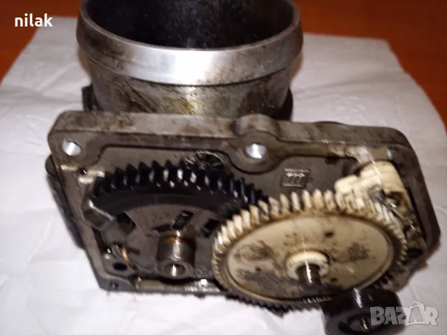 Продавам дроселова клапа за Хюндай Санта фе 2,2, снимка 6 - Части - 49071809