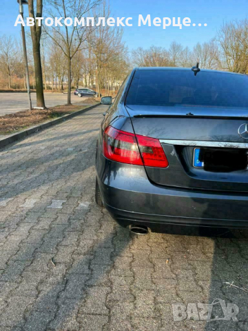 Mercedes Benz E200 , снимка 4 - Автомобили и джипове - 36136823