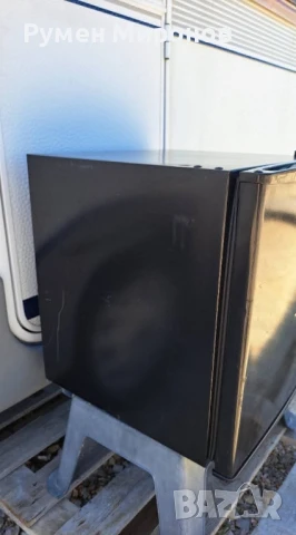 Продавам малък фризер., снимка 2 - Хладилници - 51310324