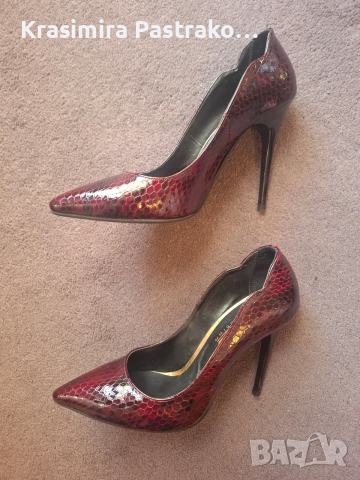 Официални дамски обувки с висок ток