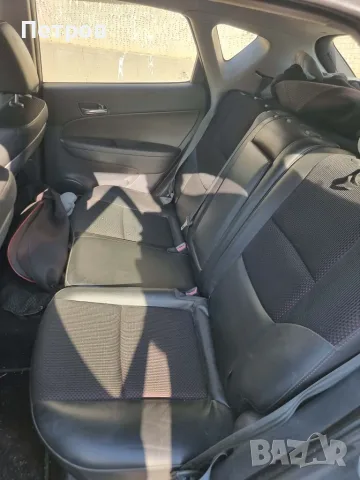 Hyundai I30 1.4 Фейс/Мултимедия/16 На части, снимка 9 - Автомобили и джипове - 56023945