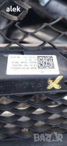 W205 предна решетка забележка , снимка 3 - Части - 39391600