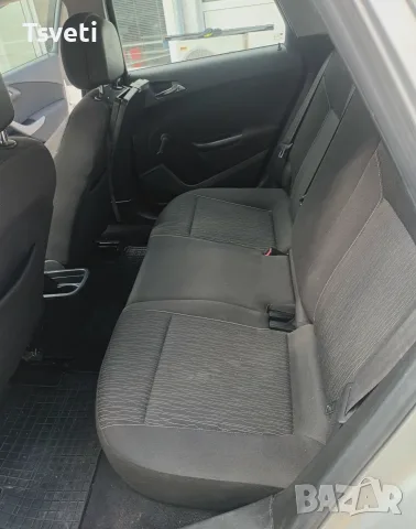 Opel Astra 1.7 CDTI 6ck 110kc Sport S Tourer с Багажник , снимка 14 - Автомобили и джипове - 56062561
