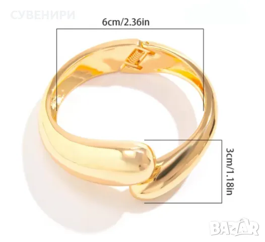 Гривни в златист и сребрист цвят, снимка 4 - Гривни - 49940782