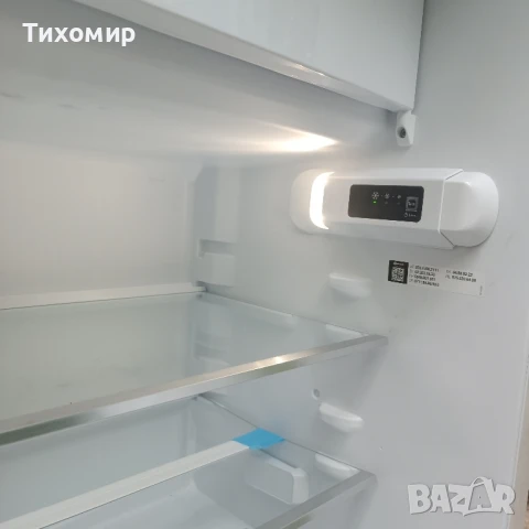 Хладилник за вграждане Bauknecht , снимка 4 - Хладилници - 51230832