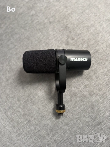 Shure MV7 микрофон – използван, работещ, с повреден жак