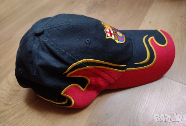 Barcelona - детска футболна шапка с козирка на Барселона, снимка 4 - Други - 53756283