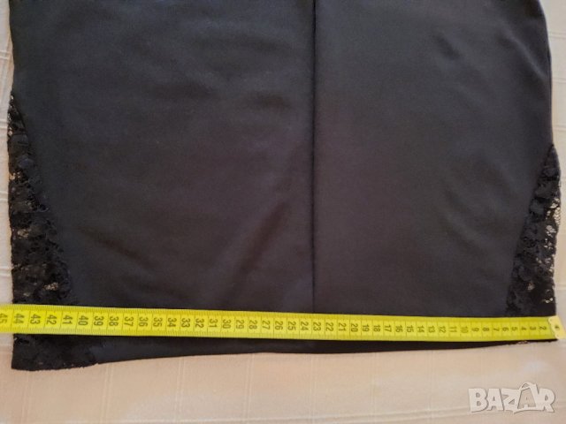 Малка черна рокля на MOHITO р-р L, снимка 10 - Рокли - 42421226