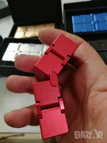 Метален фиджет Infinity cube - fidget , снимка 7 - Игри и пъзели - 48654260